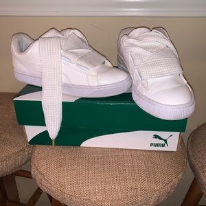 Puma Roma Heart Basketweaver SZ 5 1/2 Women’s